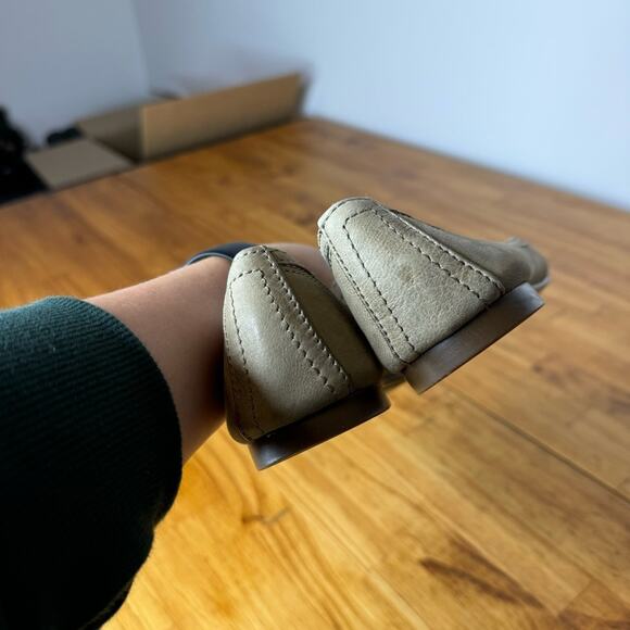 Frye Carson Round Toe Ballet Flats Light Tan Brown Leather Size 6.5 - Picture 8 of 8